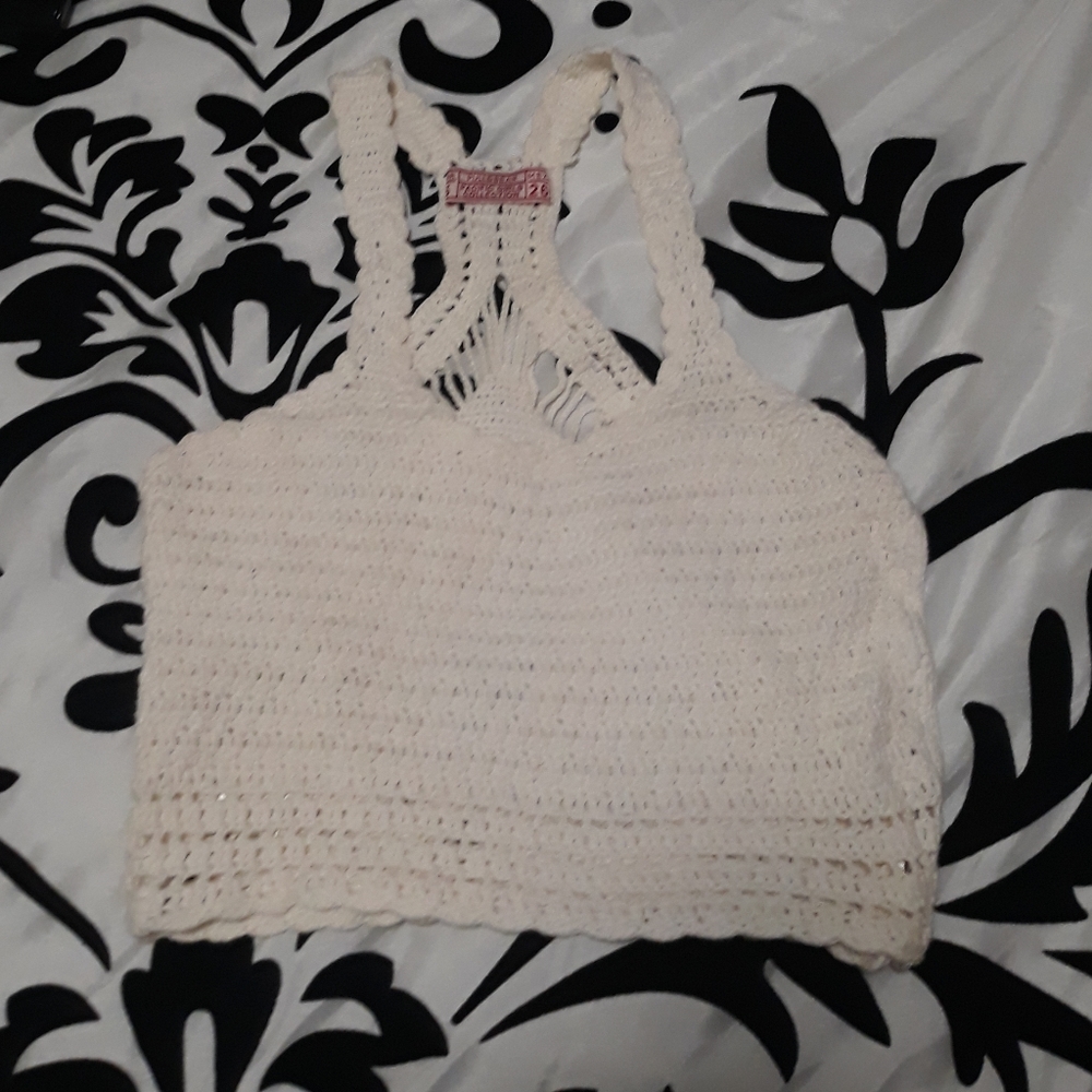 Pull&Bear knitted crop top